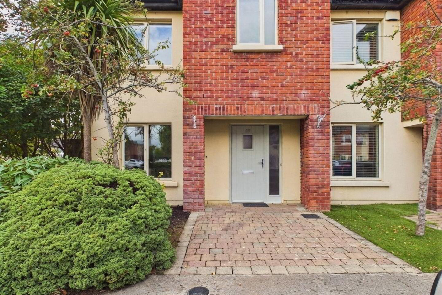 49 Churchfields 1 of 20