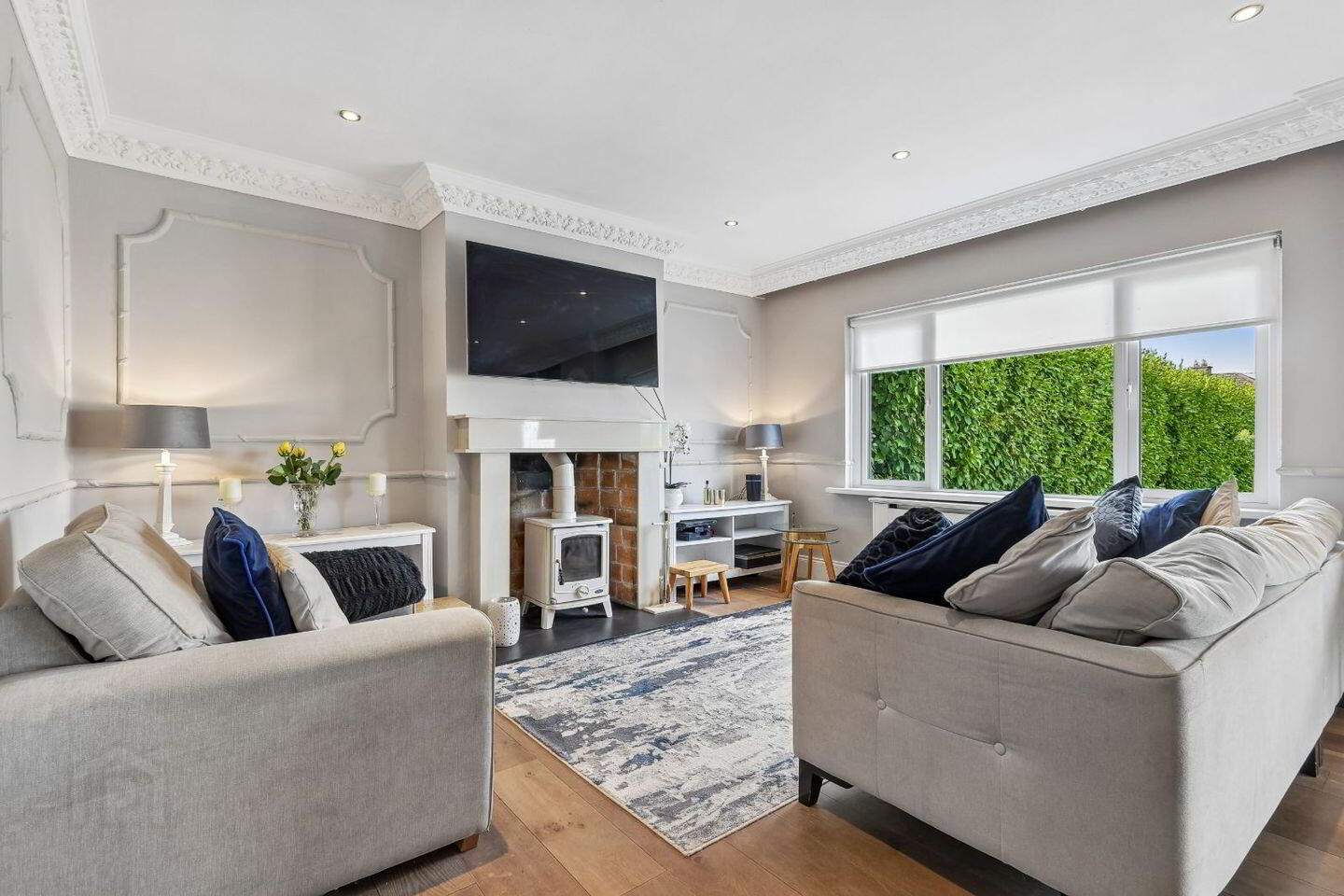 61 Sweetmount Avenue 3 of 26