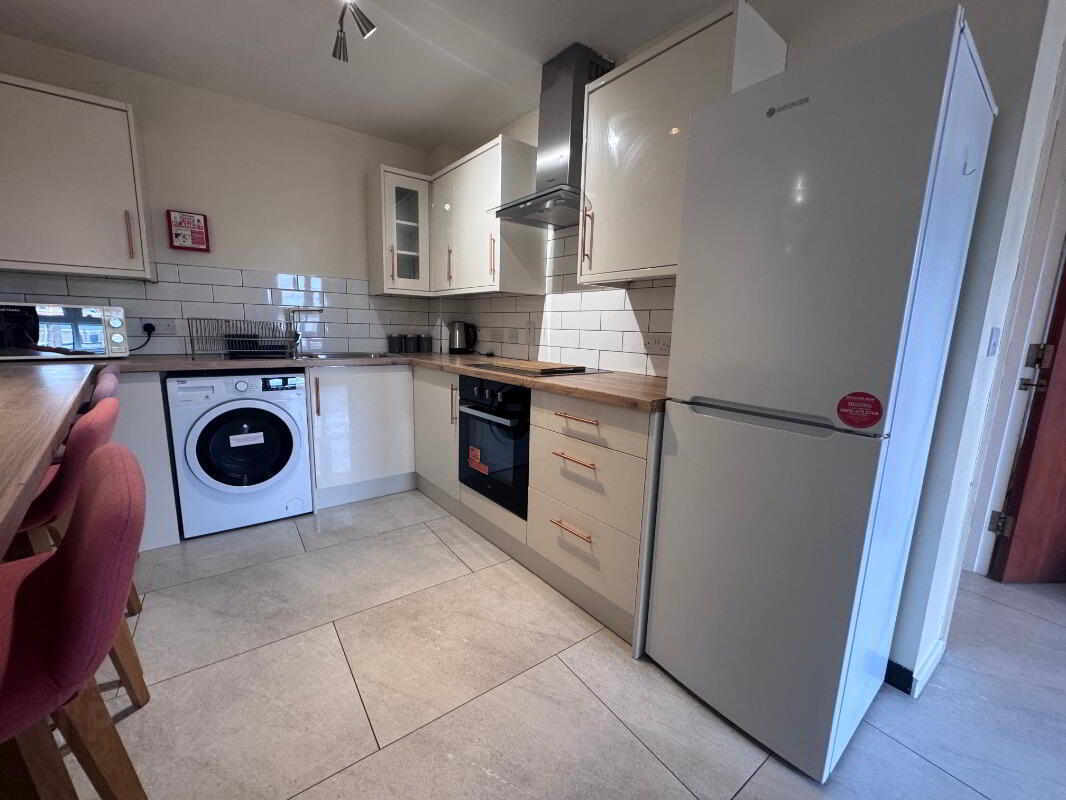 Apt 13, College Gate 3 of 11