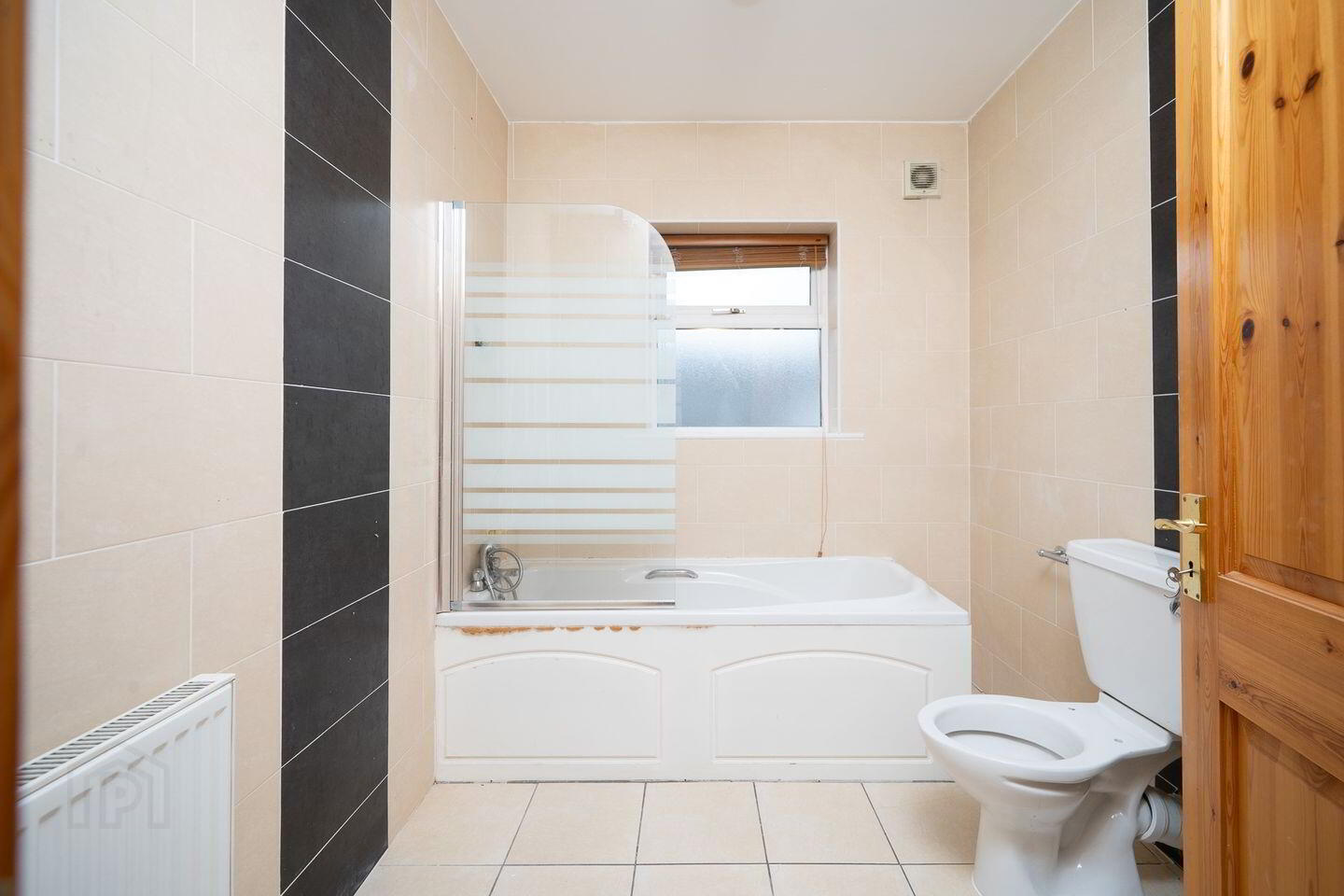 33a Tymon Crescent 16 of 16