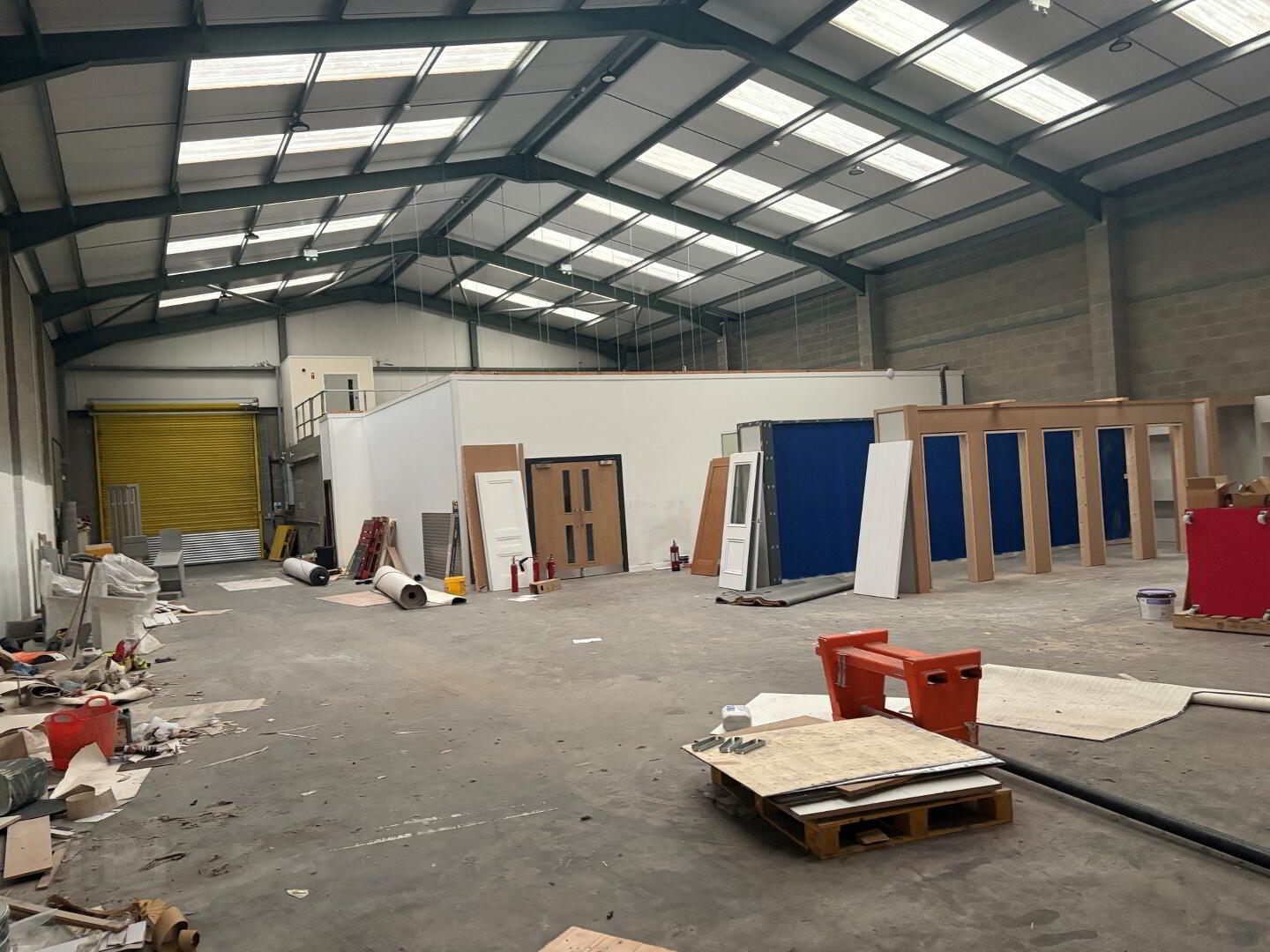 Falcon Road - Unit 12a 4 of 4