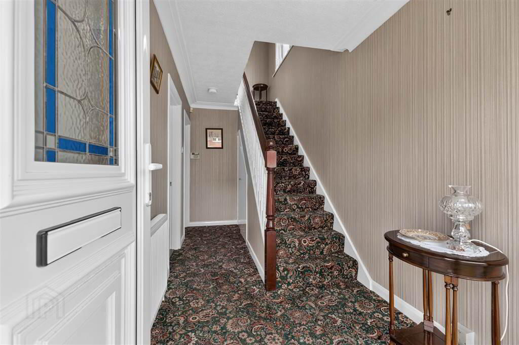 26 Pond Park Avenue 2 of 15