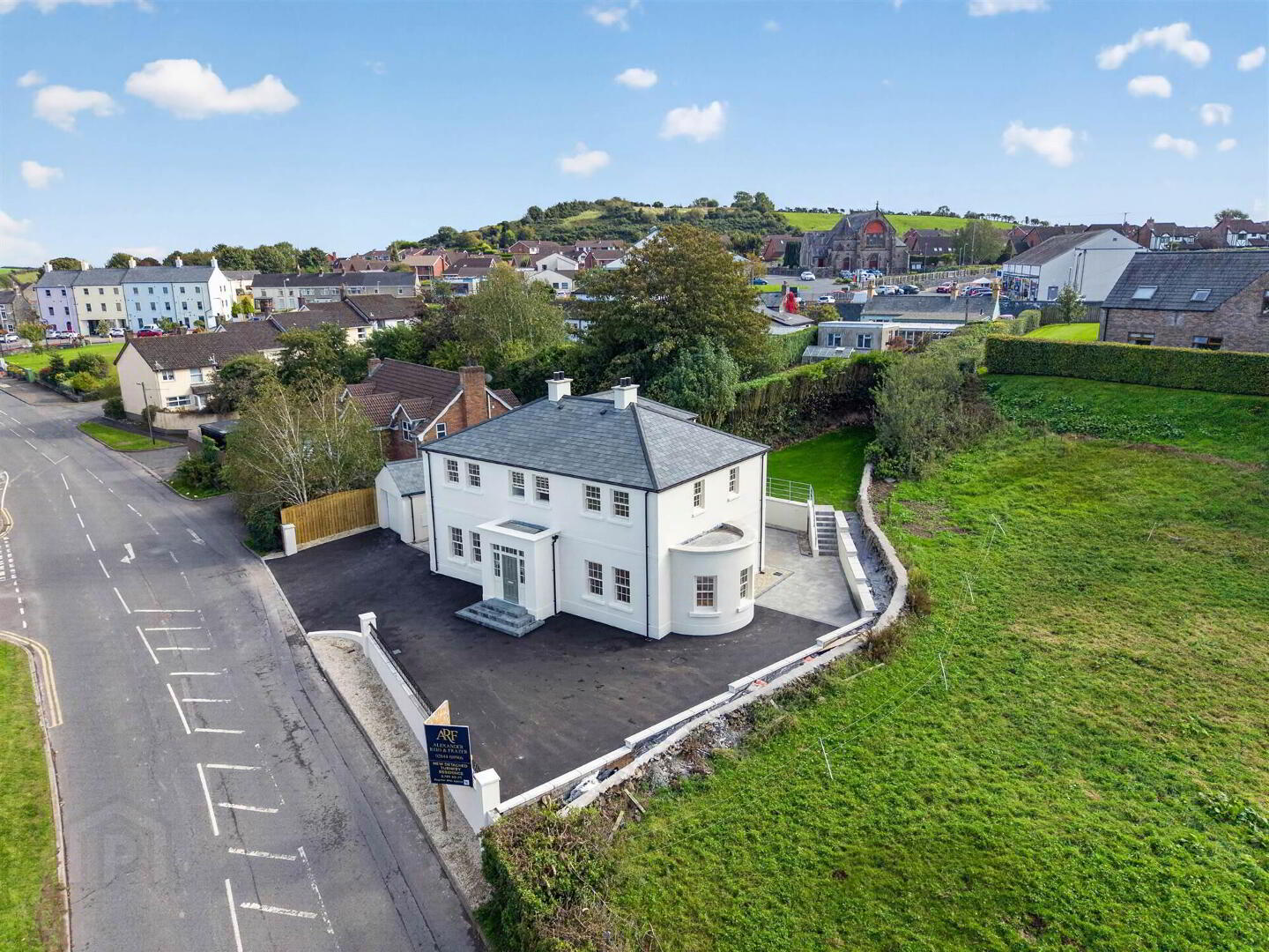 22 Lisburn Road 2 of 40