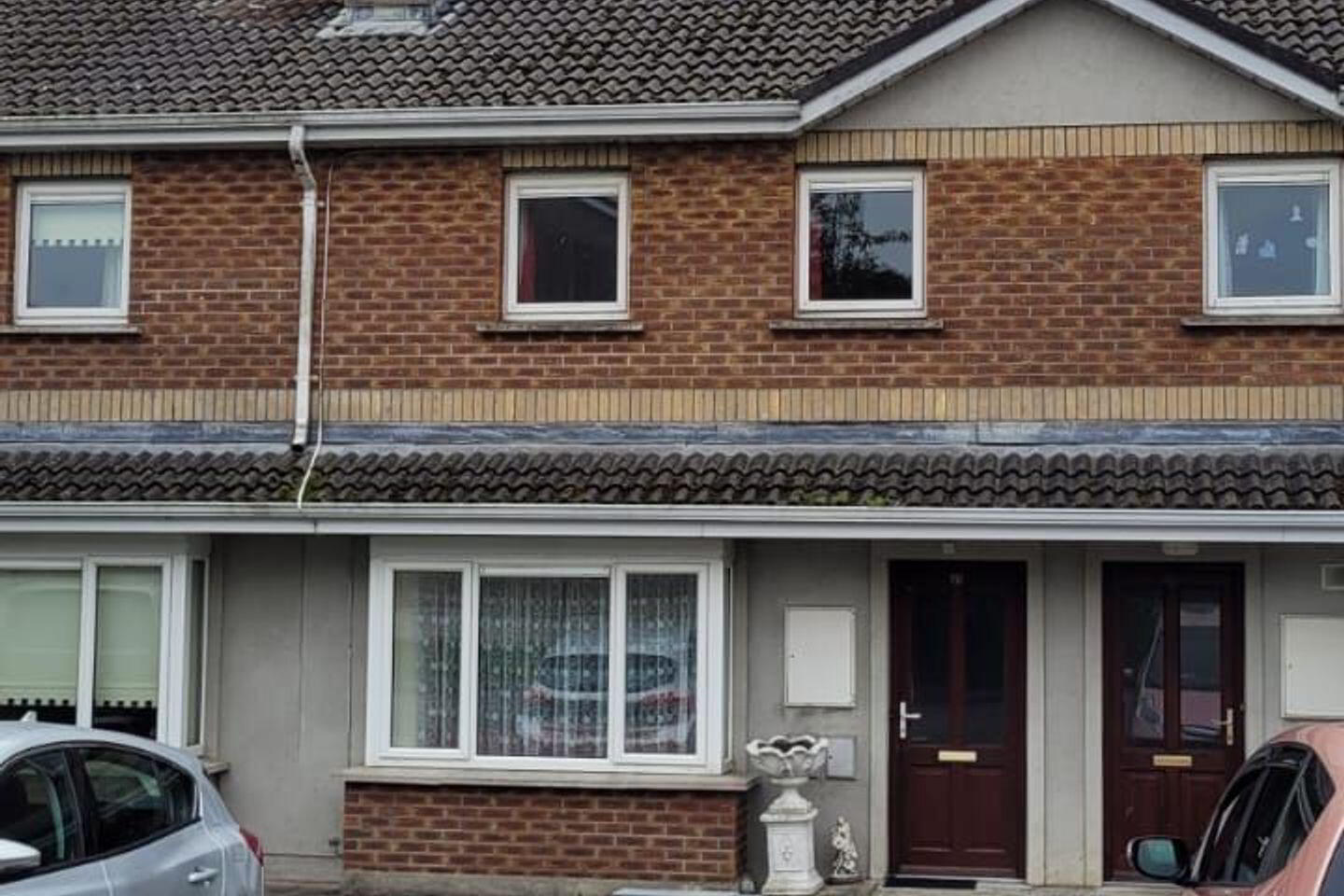 45 Brook Lawn 1 of 15