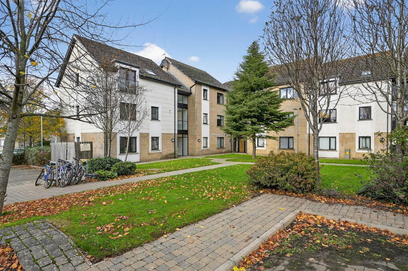 37 Drumadoon Square 1 of 13