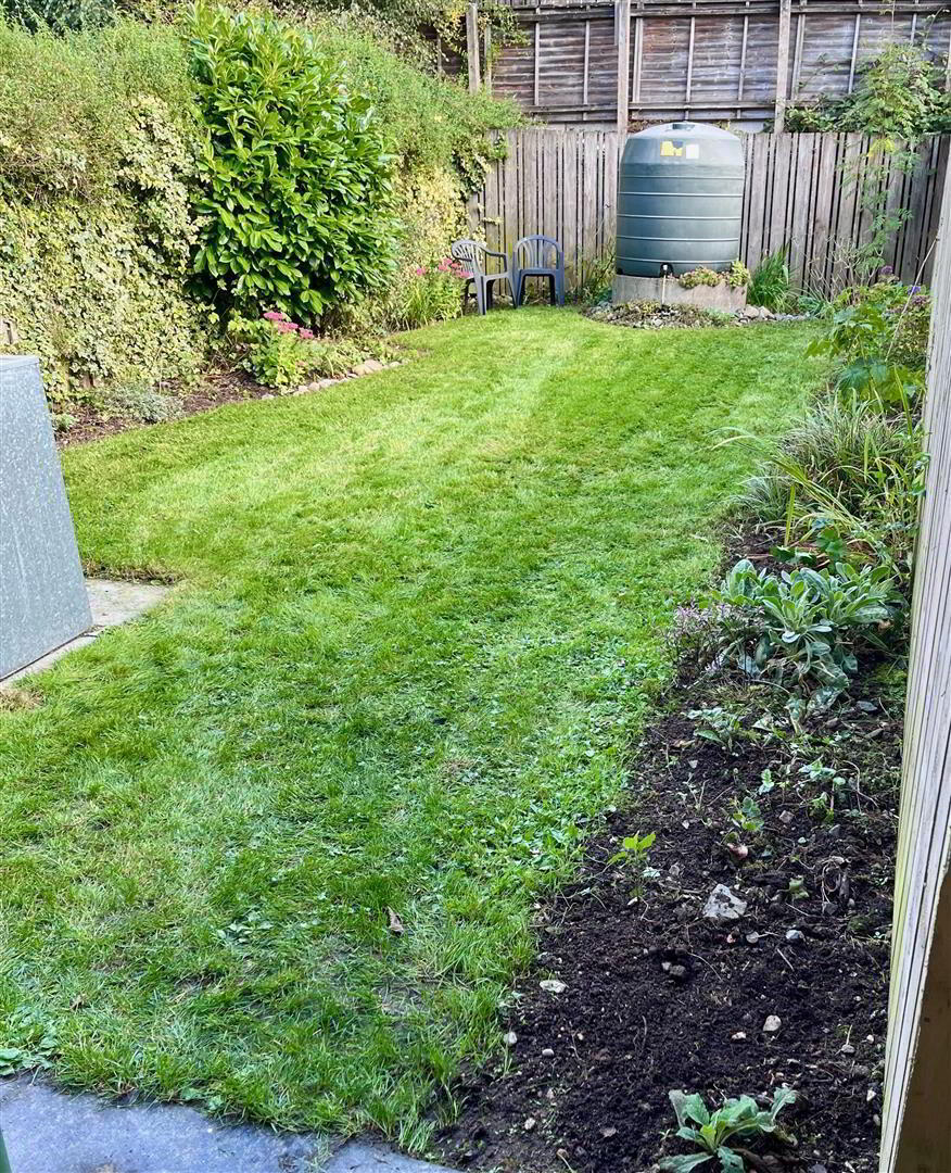 70 Oak Grove 13 of 14