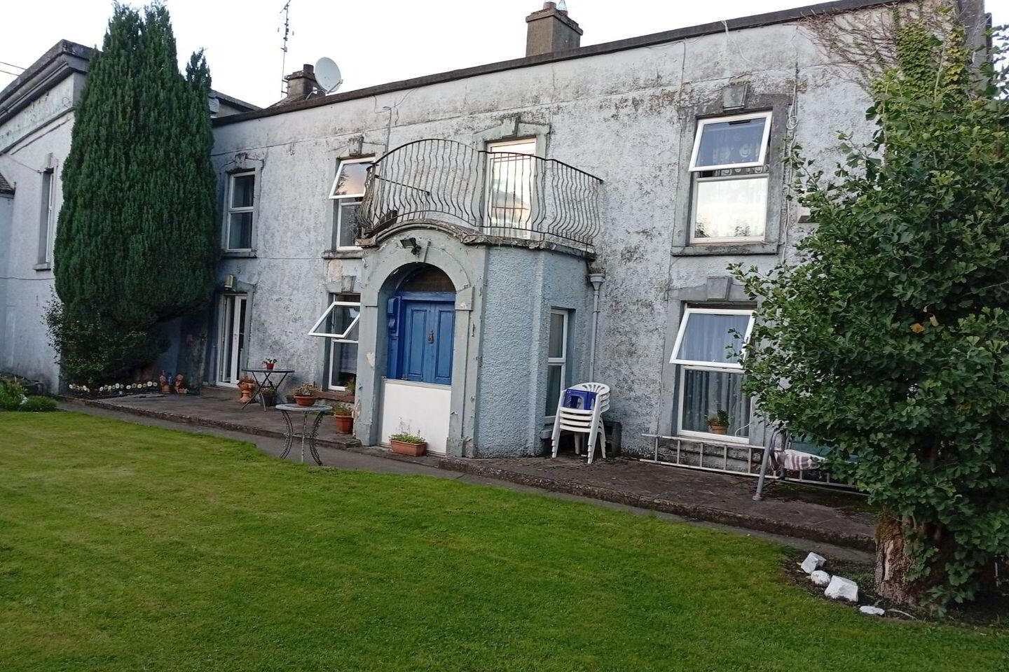 Bridge House, Main Street 12 of 12