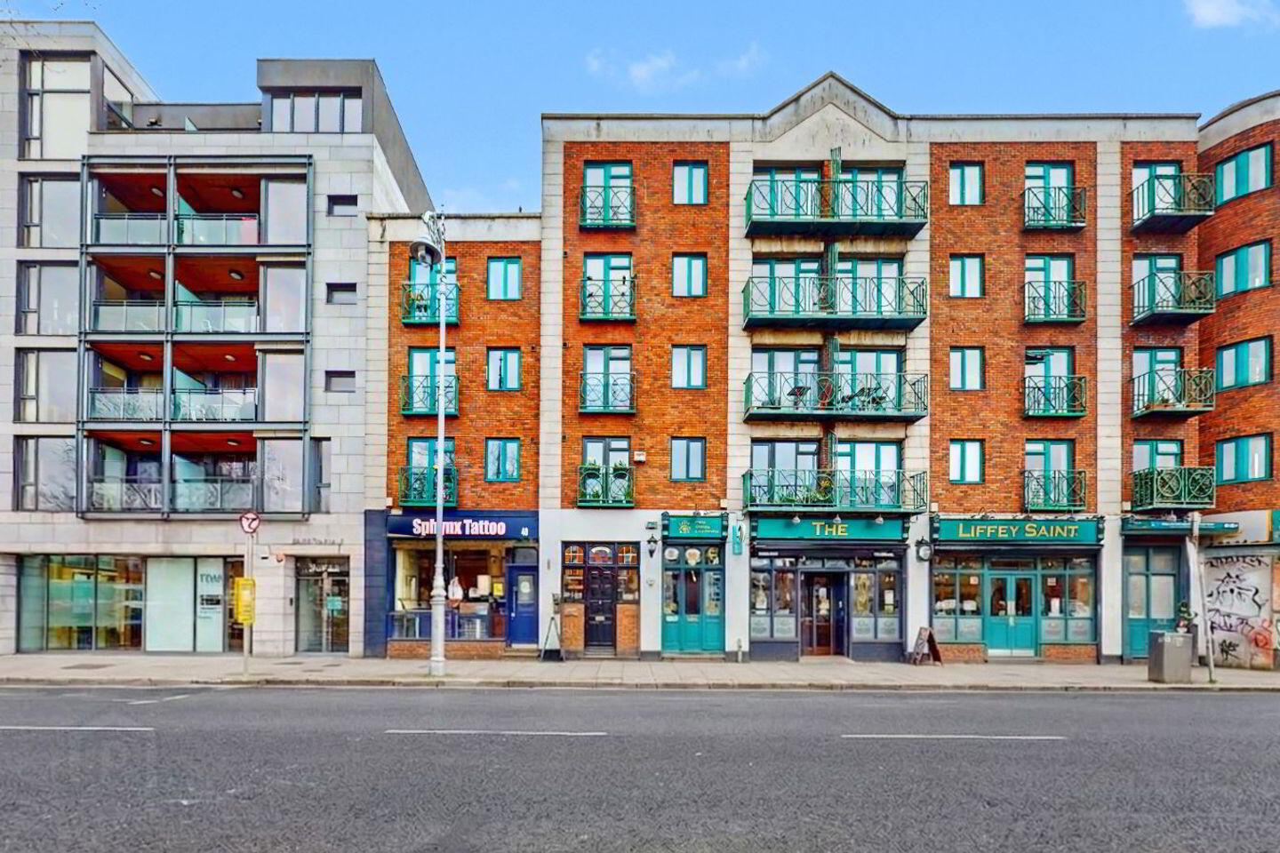 Apartment 24 Traders Wharf 1 of 20