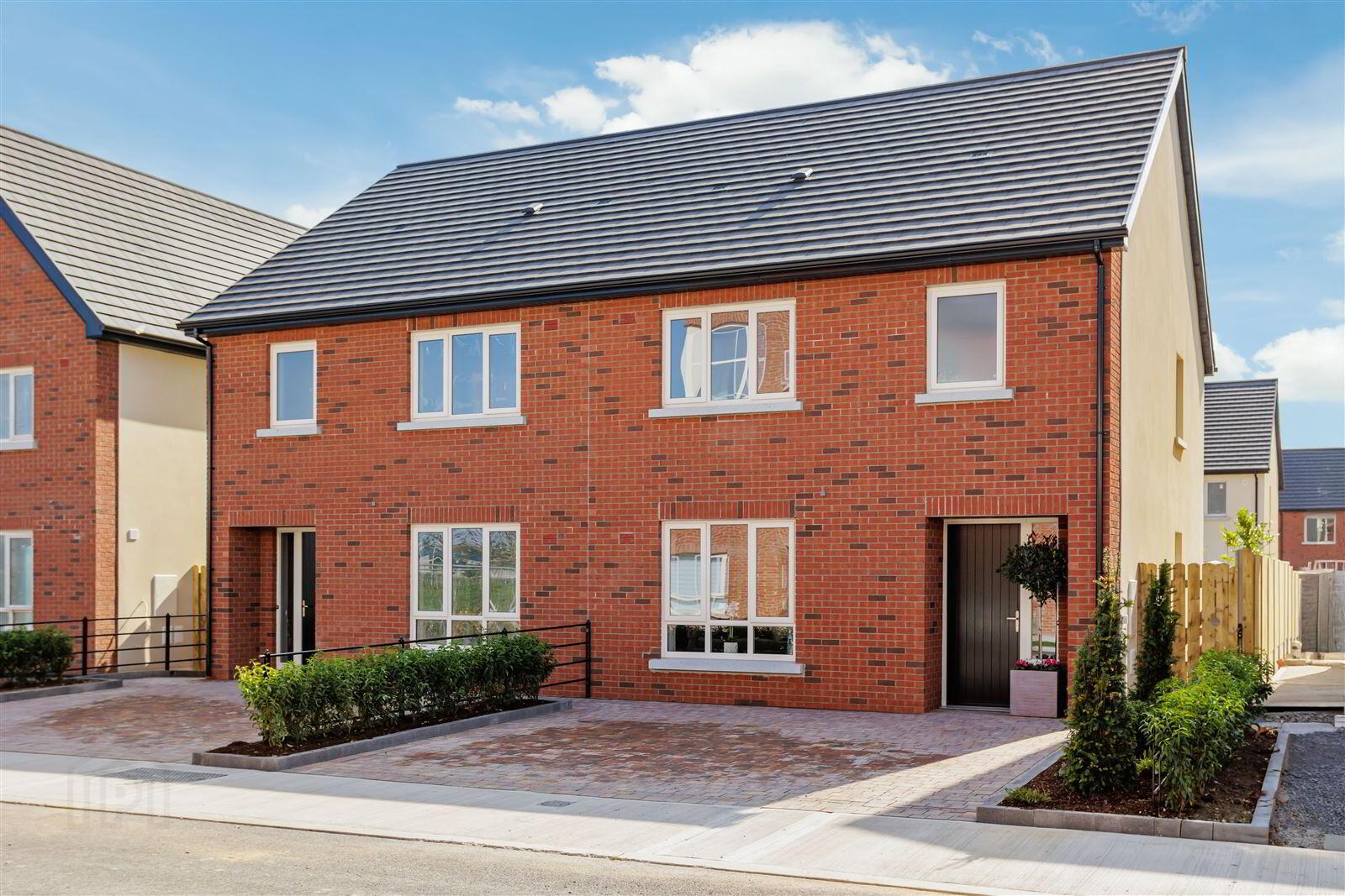 Ellwood Park "NEW HOMES" 1 of 18