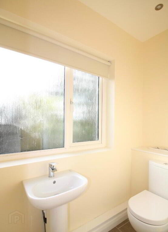 18 Dunygarton Road 15 of 16