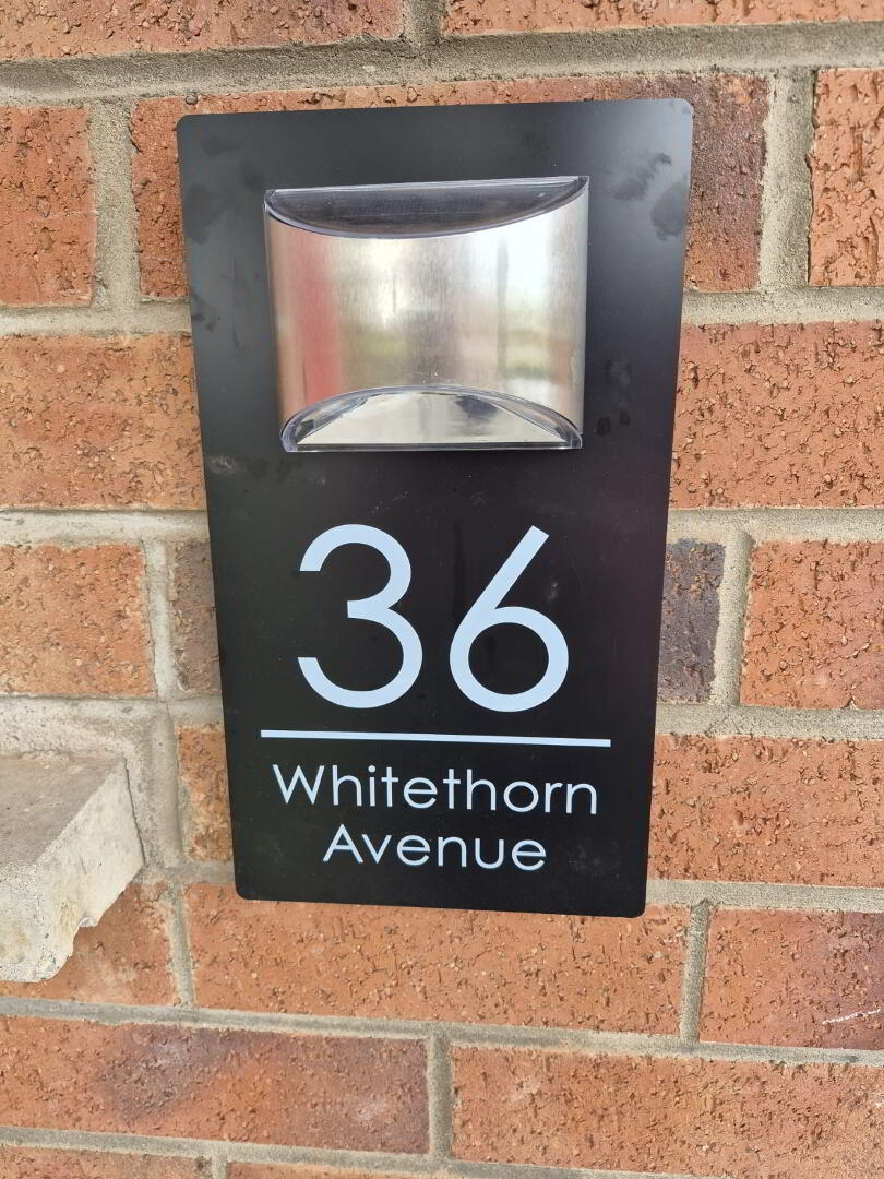 36 Whitethorn Avenue 2 of 11