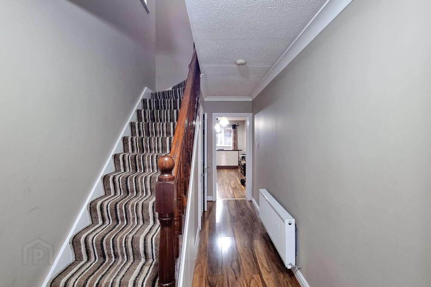 60 Palmers Crescent 2 of 20