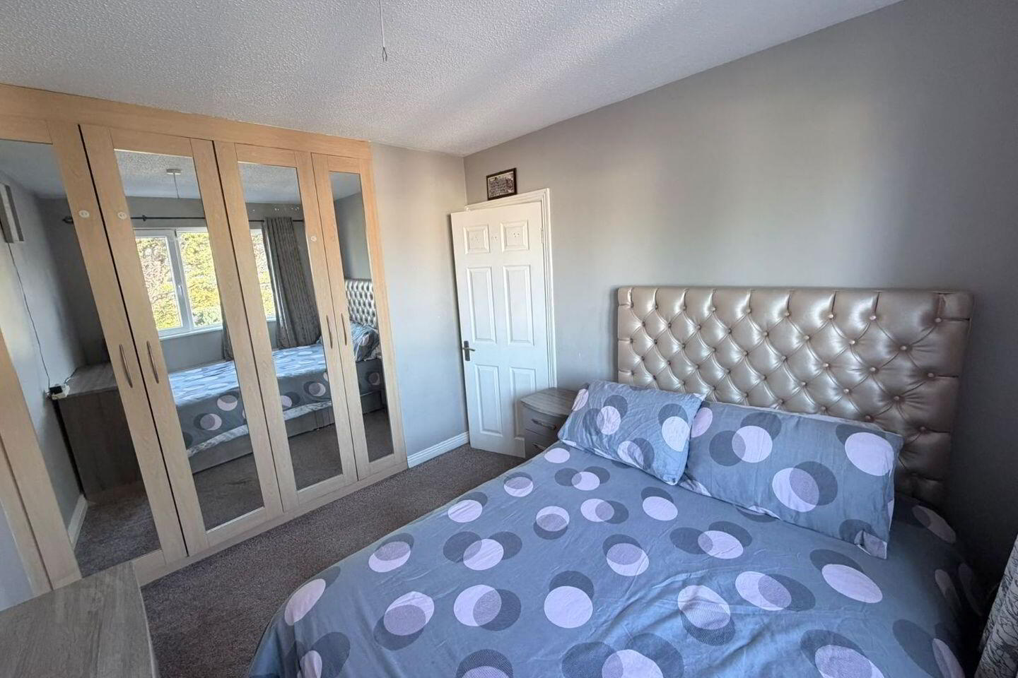 60 Palmers Crescent 20 of 20