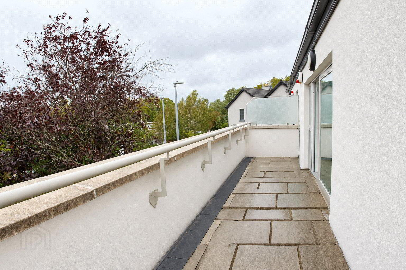3 Bolton Grove 24 of 25