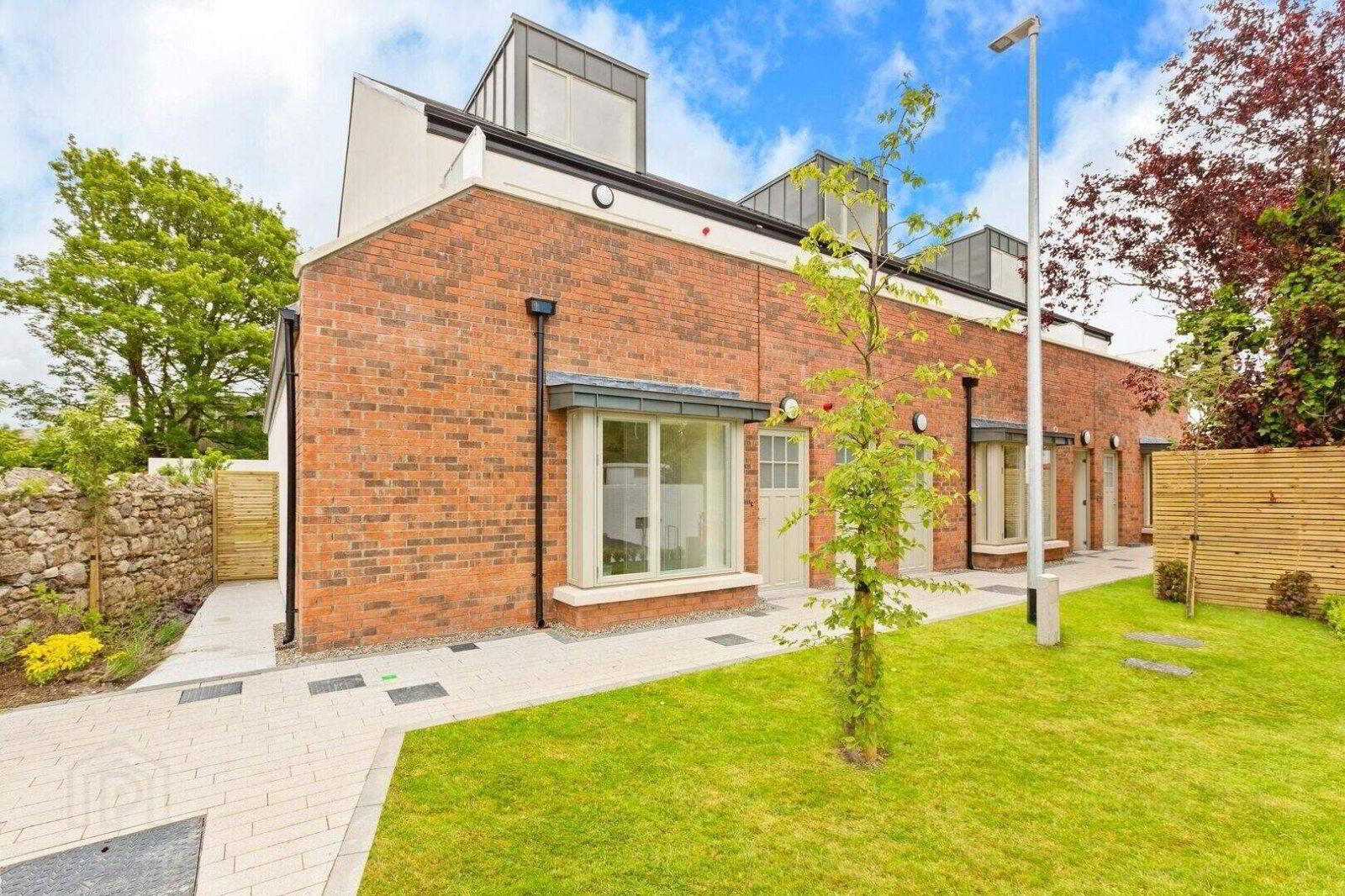 3 Bolton Grove 1 of 25