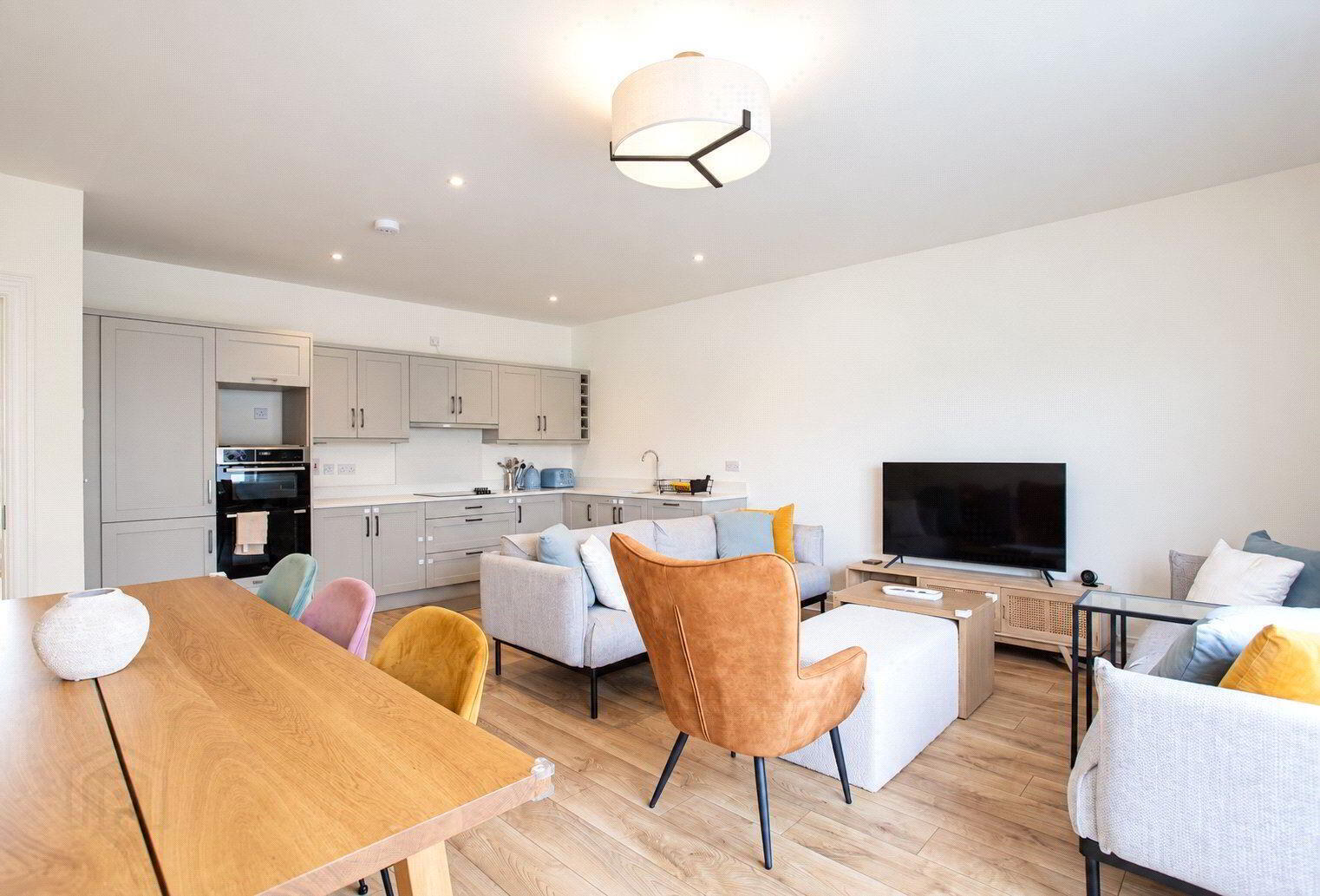 3 Bolton Grove 2 of 25