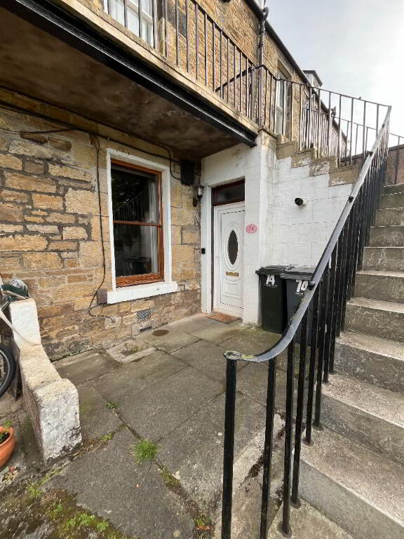 74 Ravenscroft Street 2 of 11
