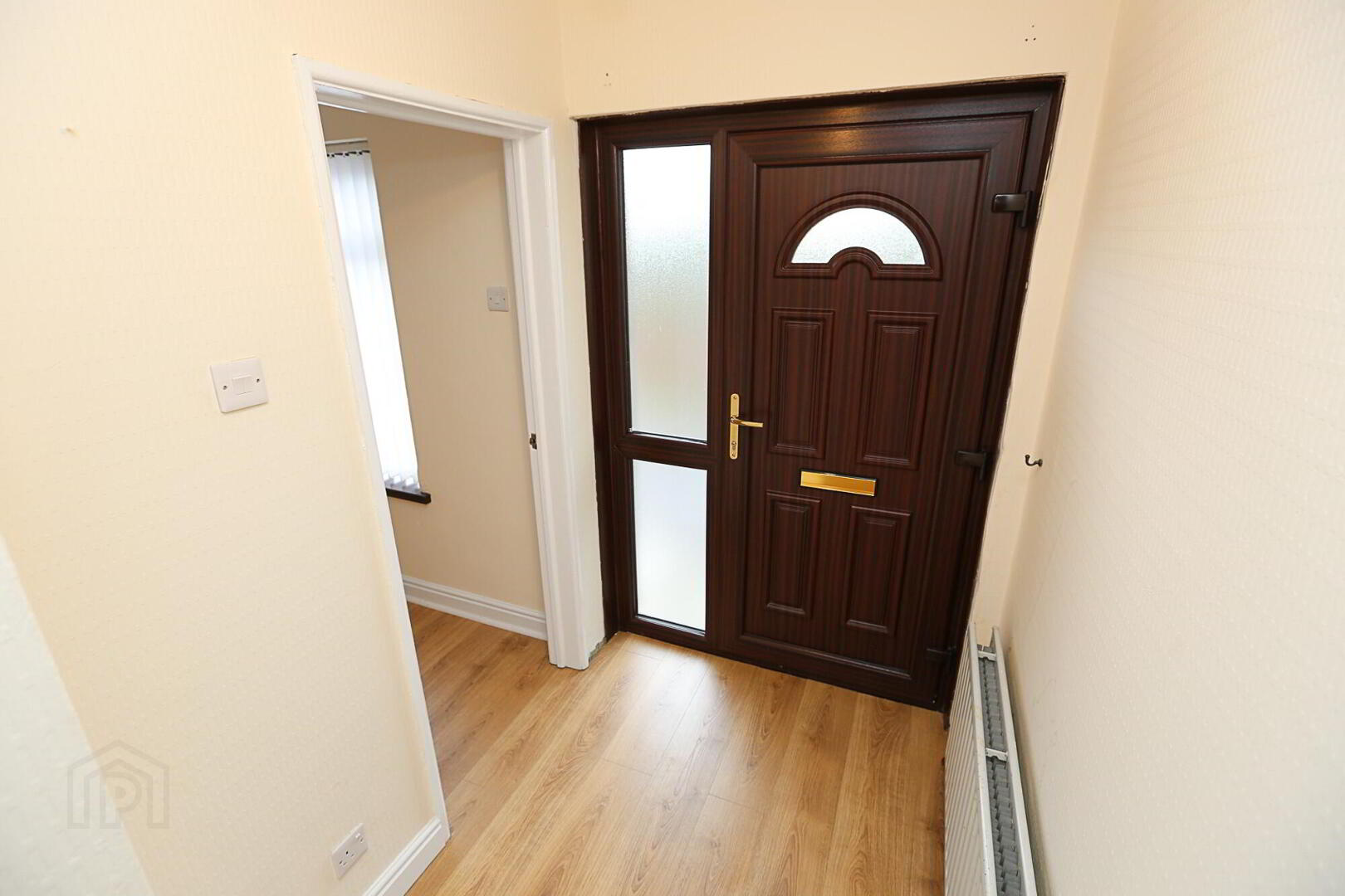 11 Springwell Park 3 of 20