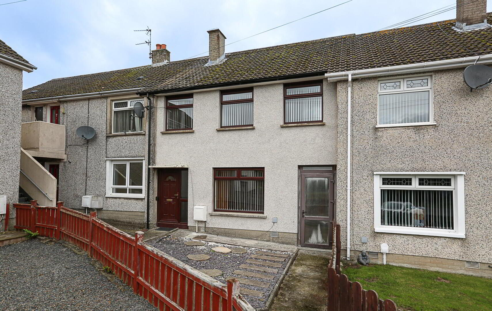 11 Springwell Park 2 of 20