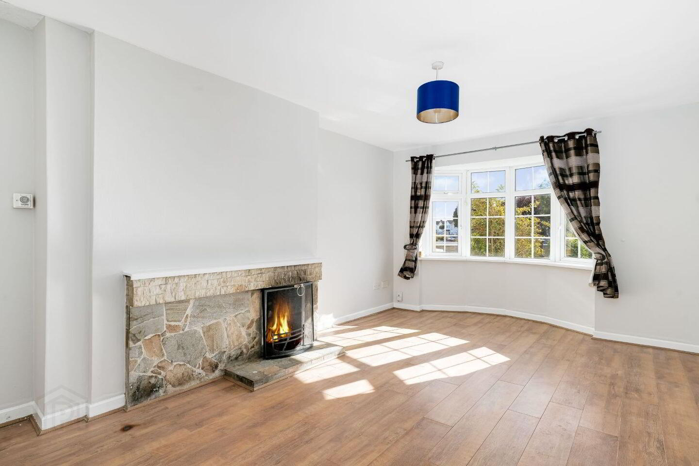 28 Griffith Court 3 of 16