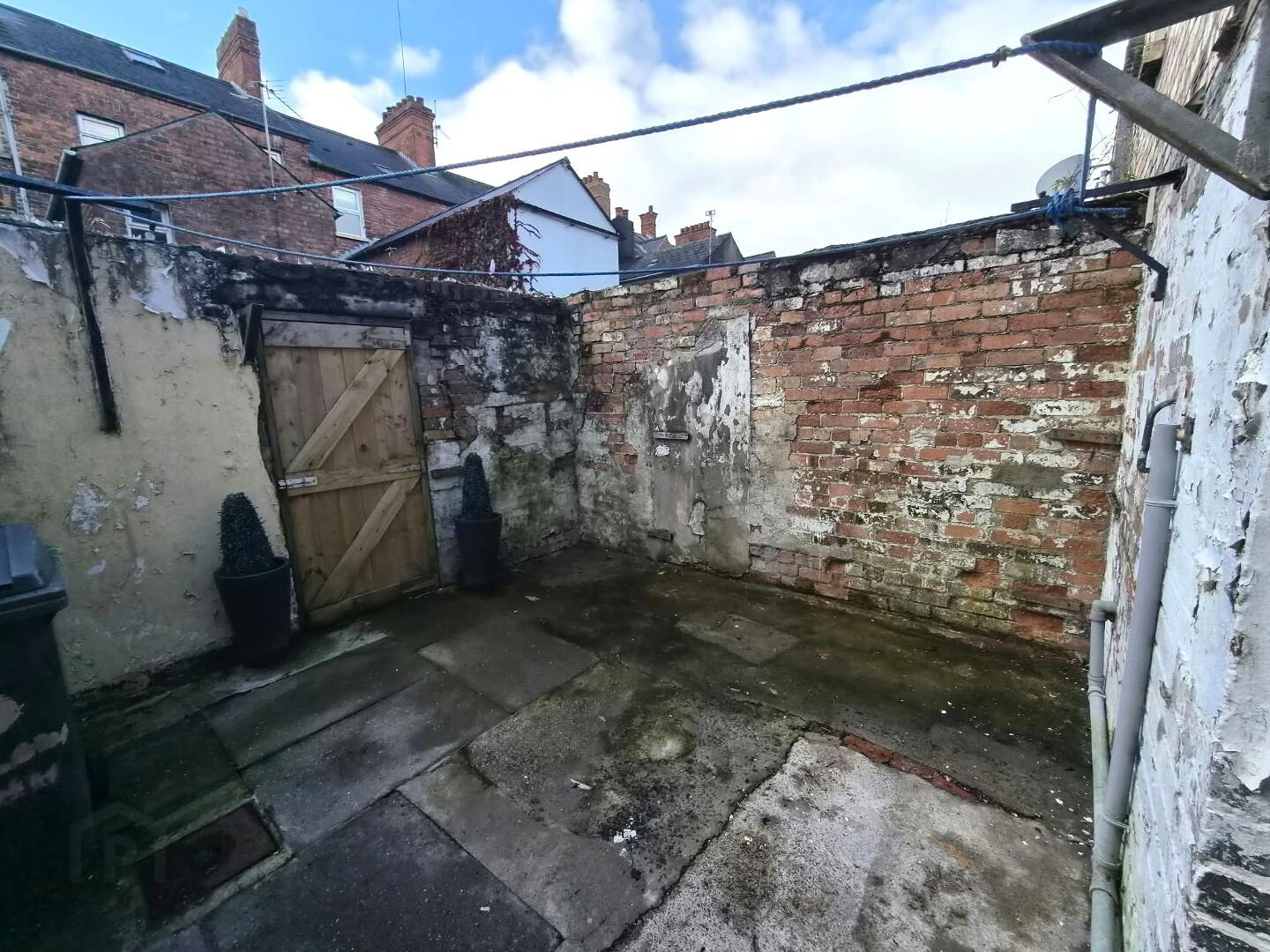 26 Willowbank Gardens 17 of 17