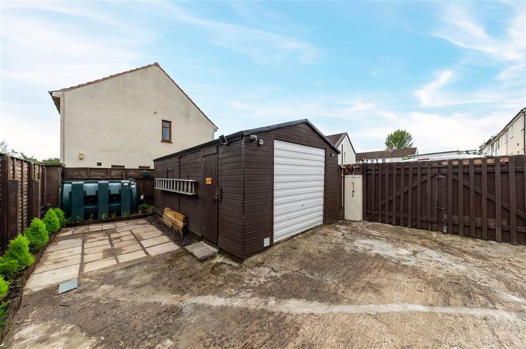 8 Torr Way 49 of 50