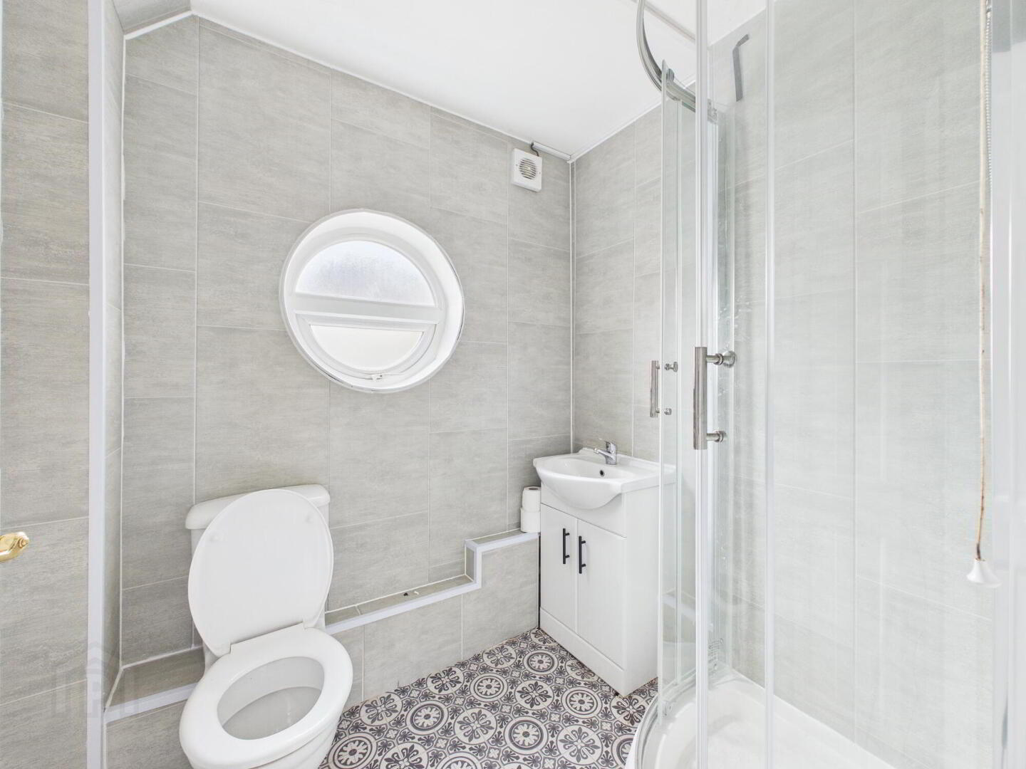 10 Ashburne Place 6 of 6