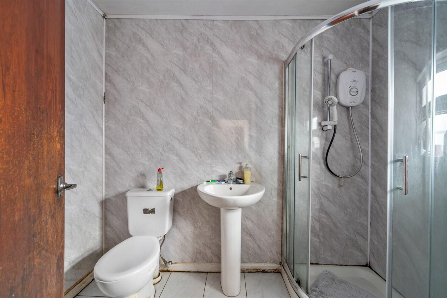 Apt 2, 11 Wolseley Street 10 of 11