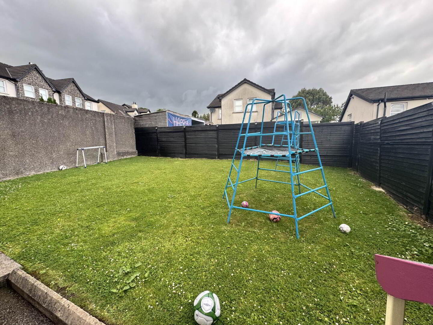 20 Leafield Park 29 of 30