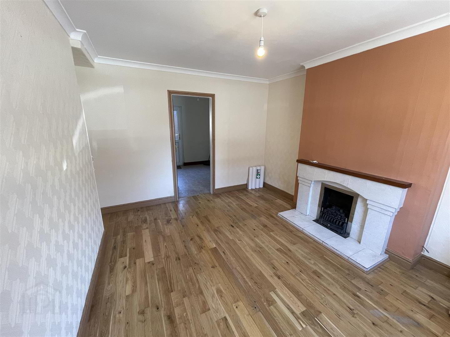 15 James Street 2 of 12