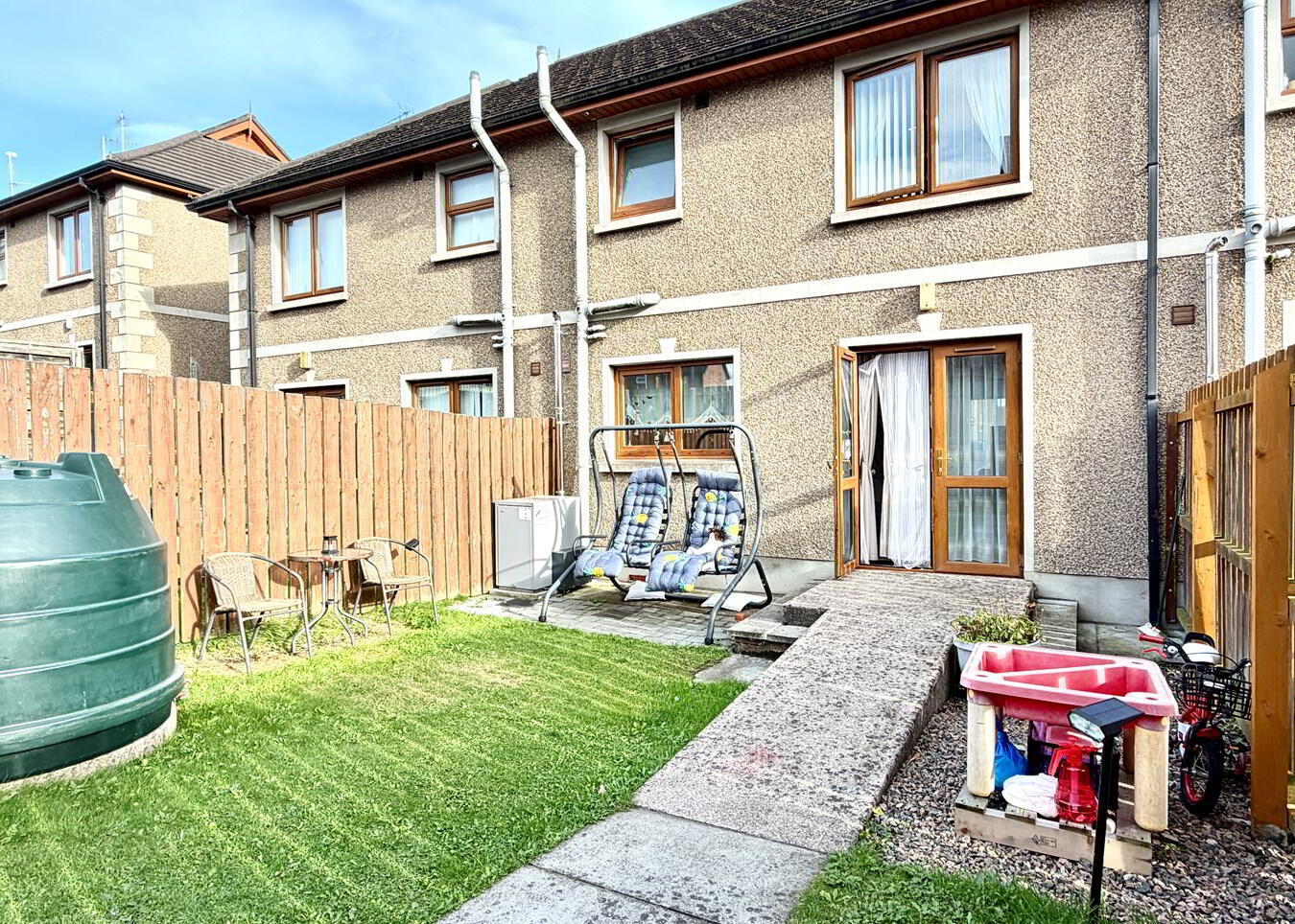 14 Selshion Mews 17 of 17