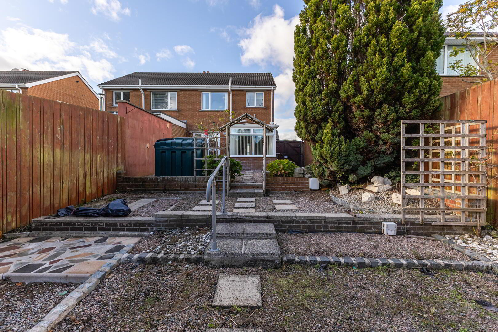 10 Enler Gardens 25 of 26
