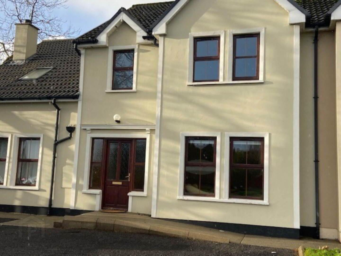 38 Coylin Court 1 of 12
