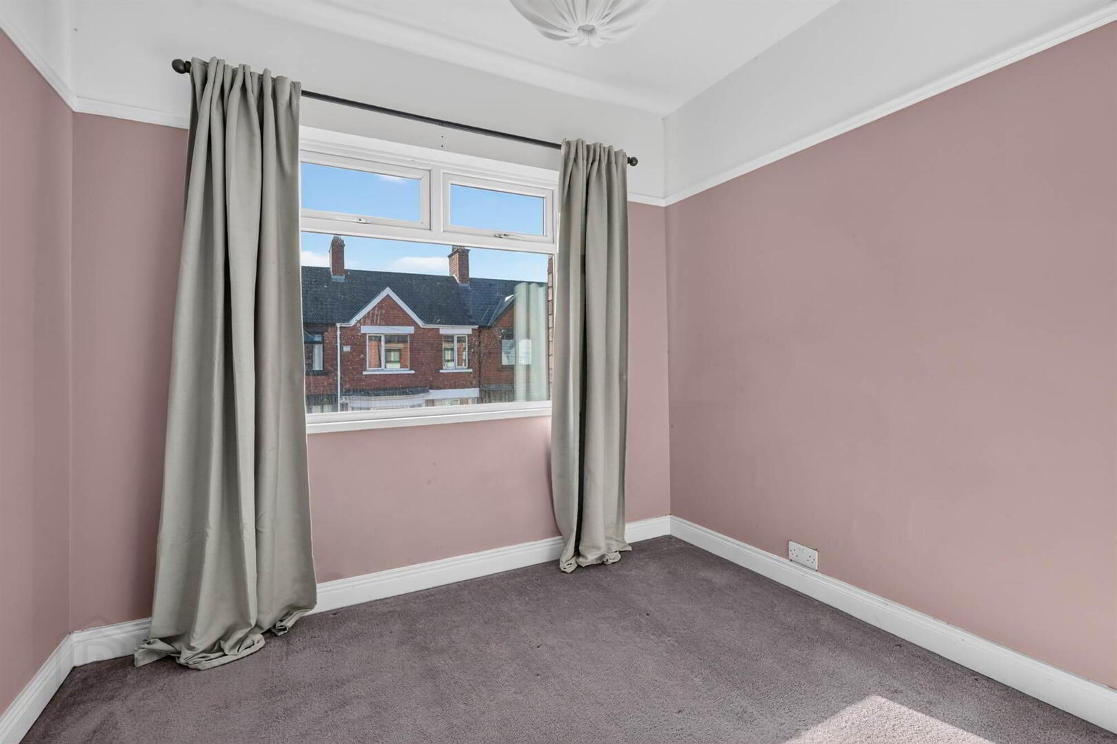 92 Downshire Road 11 of 12