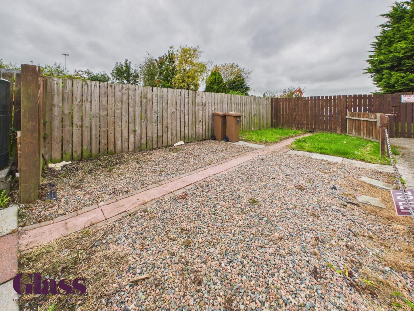 1 Gilford Road 16 of 17