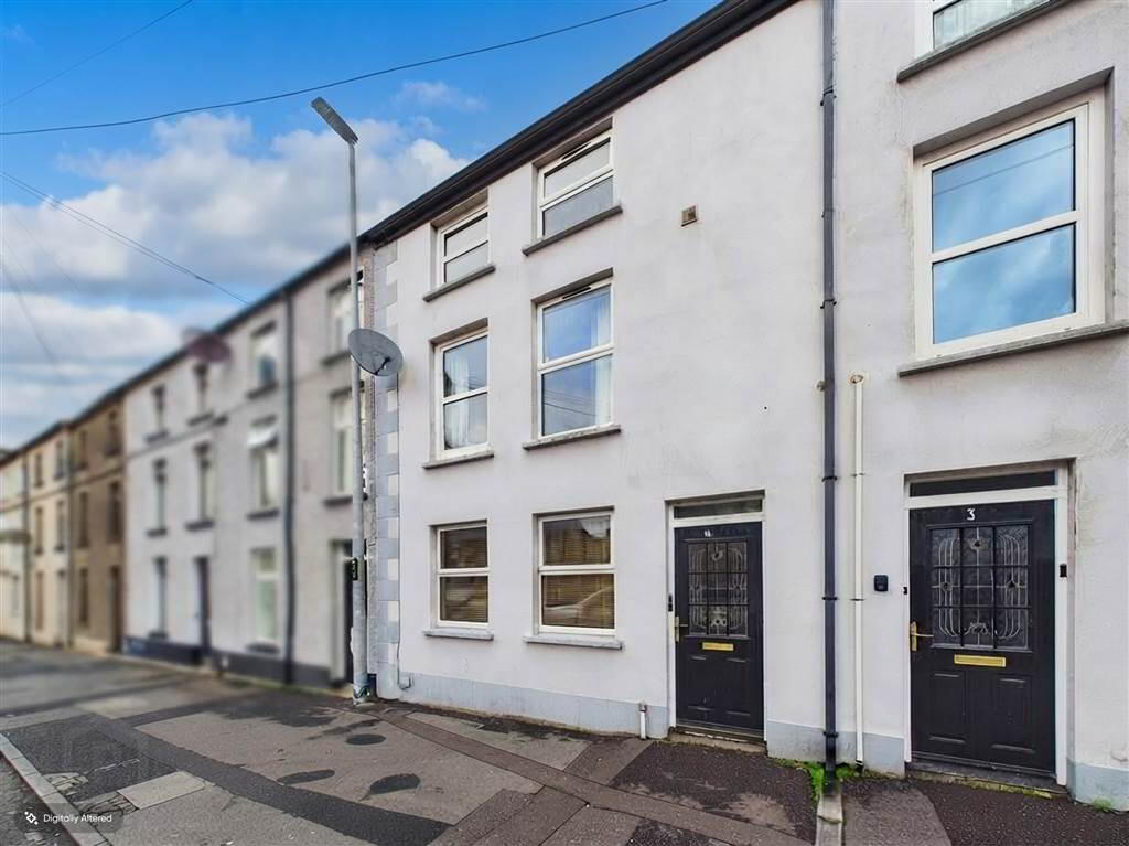 30A Charlotte Street 1 of 18