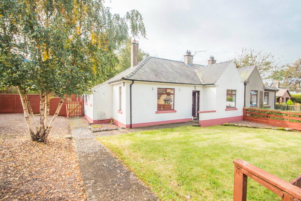 1 Dryden Grove 1 of 18