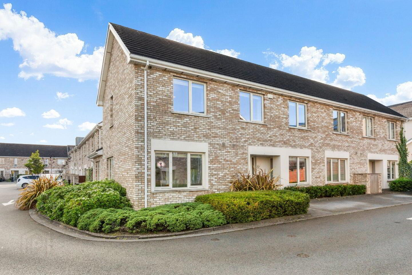 1 Phelan Way, Royal Canal Park, Ashtown D.15 2 of 19