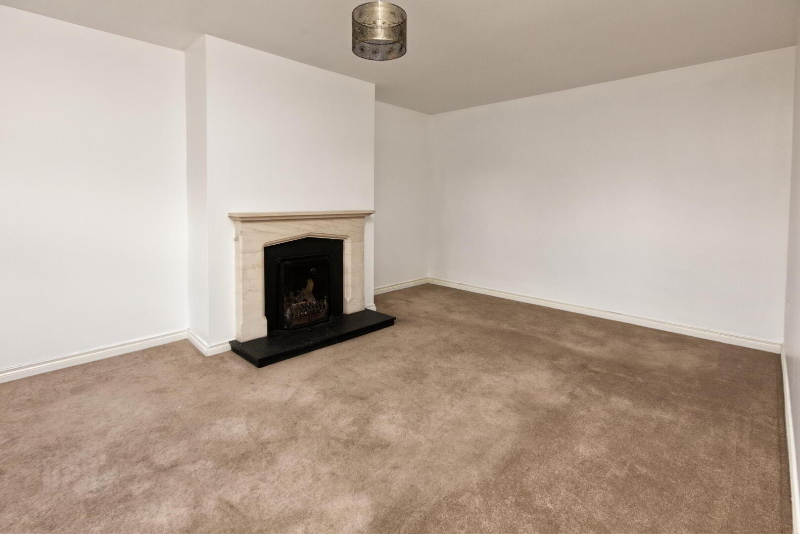 26 Shorelands Crescent 2 of 14