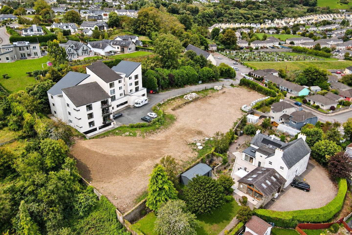 Mansfield House, Pembroke 3 of 14