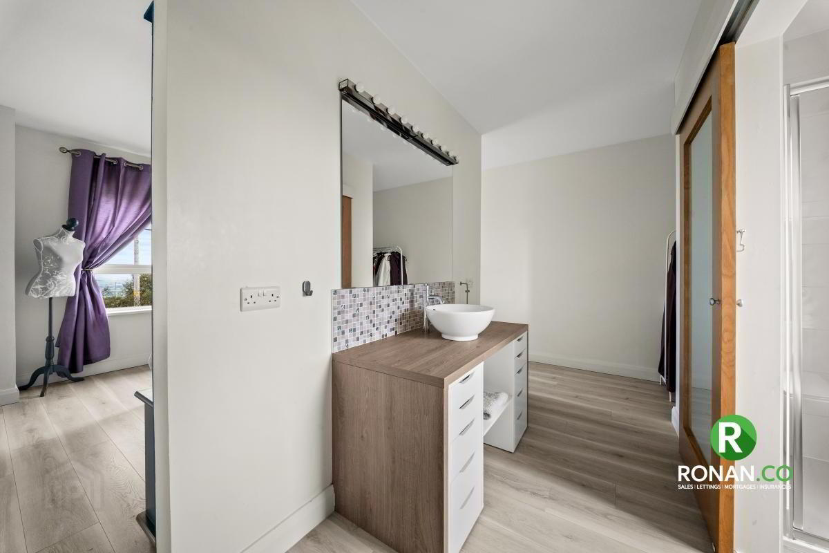 88 Curlyhill Road 33 of 34