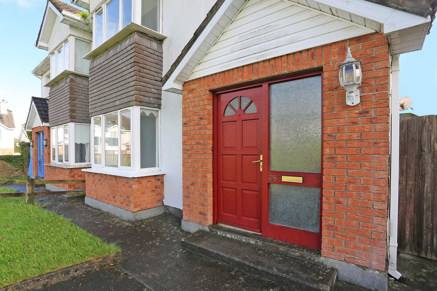 26 Oakwood 3 of 26
