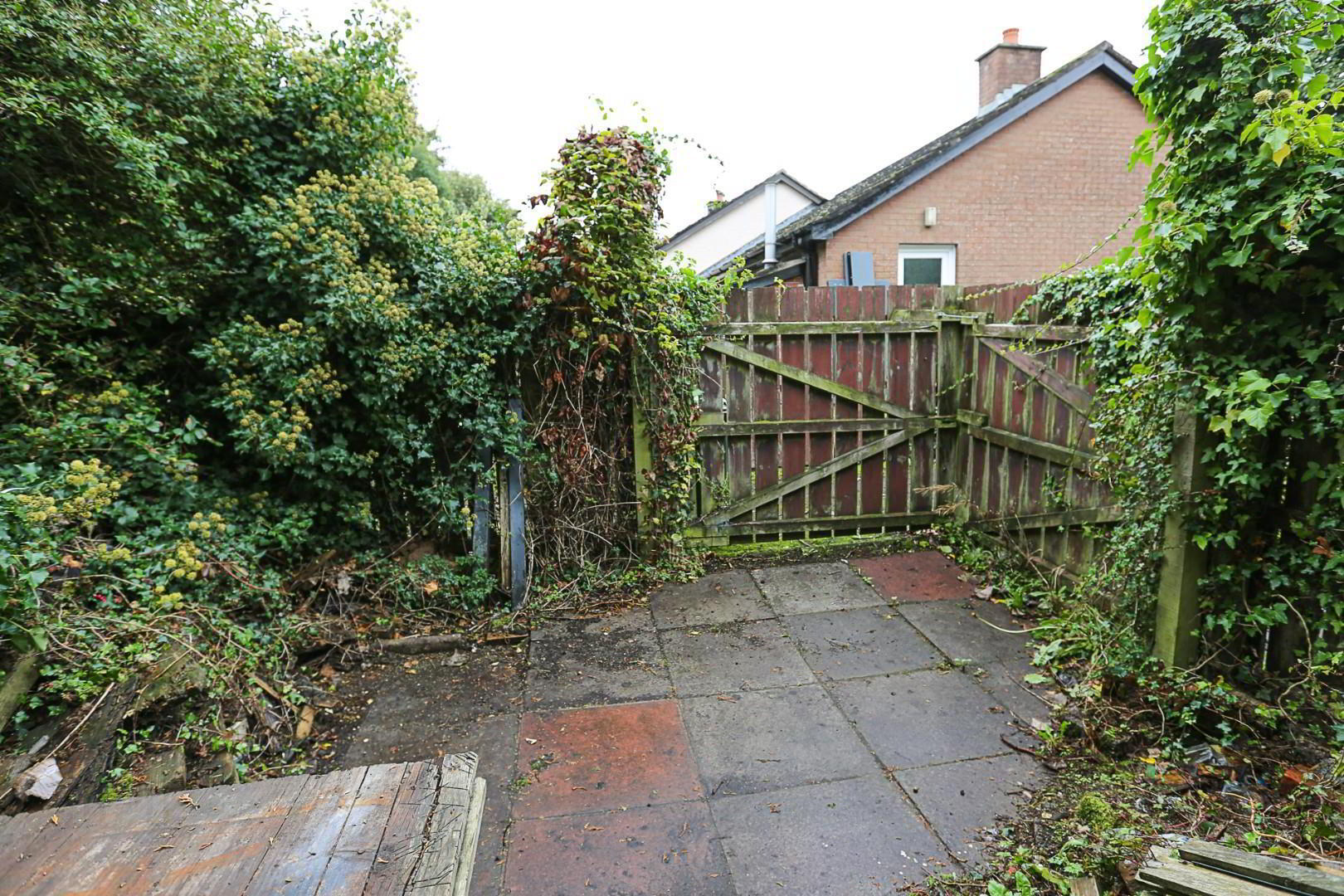 6 Willowbrook Gardens 15 of 16