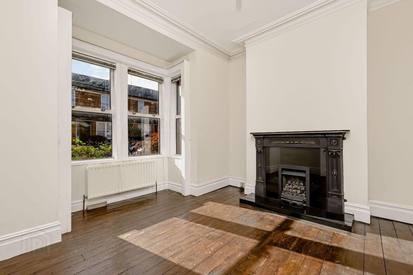 10 Marguerite Road 2 of 31