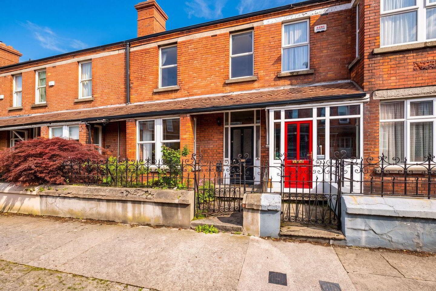 10 Marguerite Road 1 of 31
