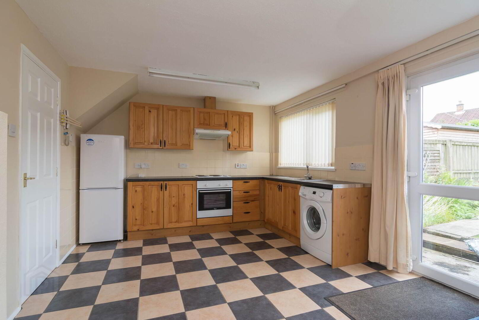 5 Rathmore Park 3 of 8