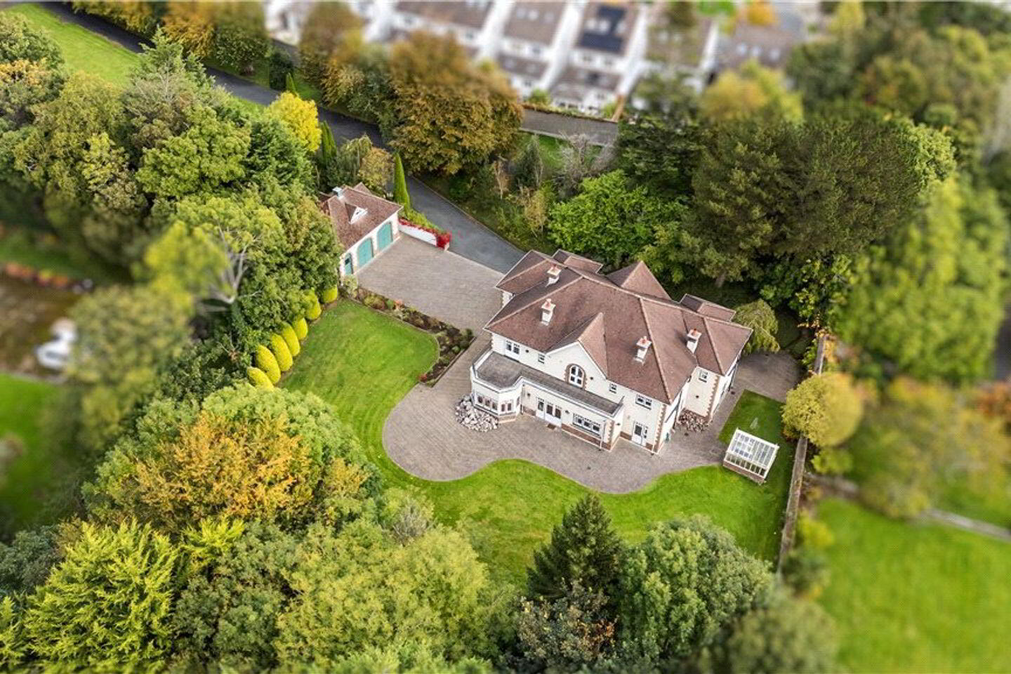 Greenfield House, Kilgobbin Road 1 of 61