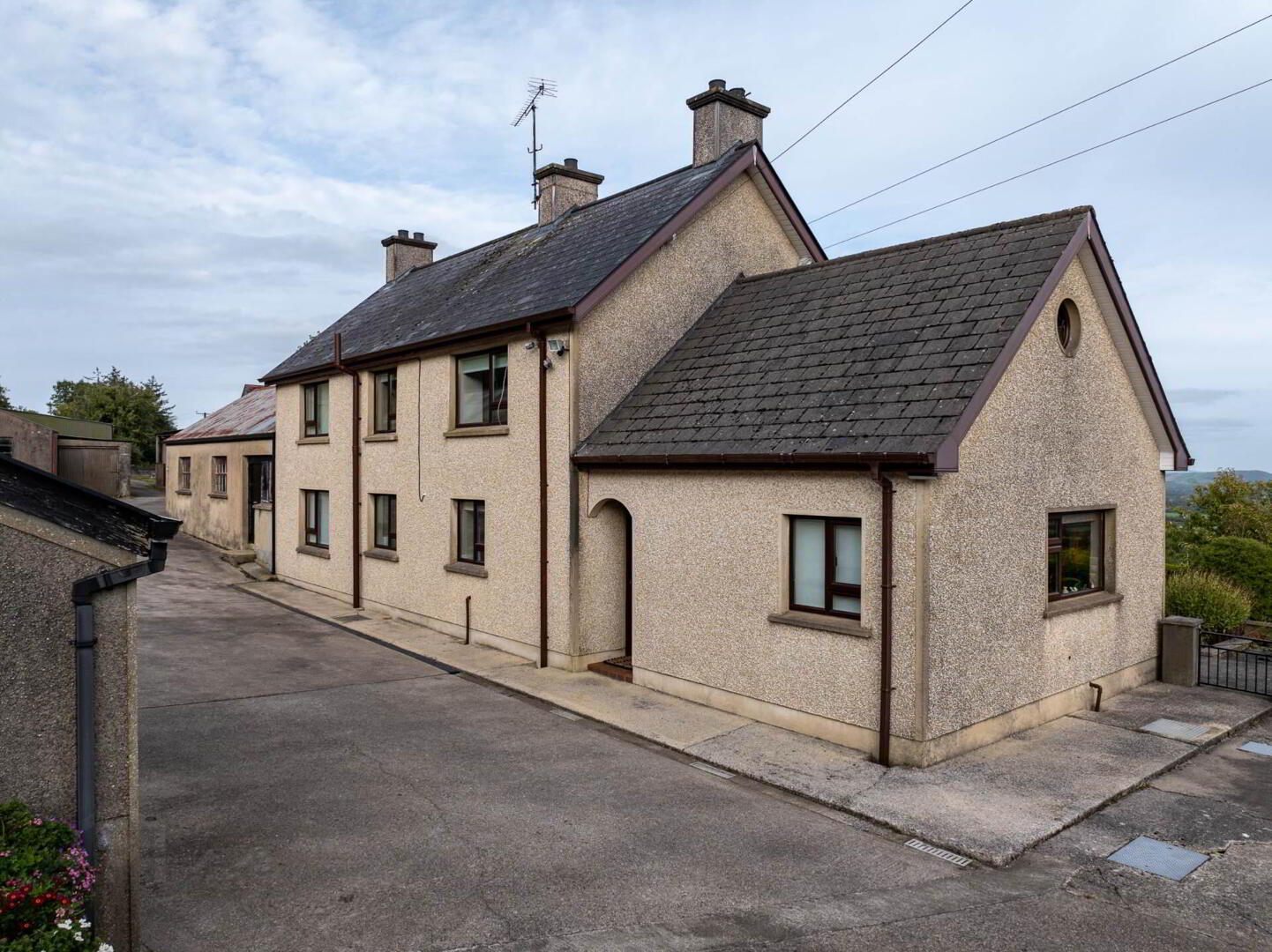 29 Carran Road 3 of 16