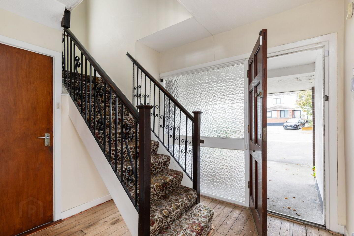 26 Thorndale Drive 2 of 11