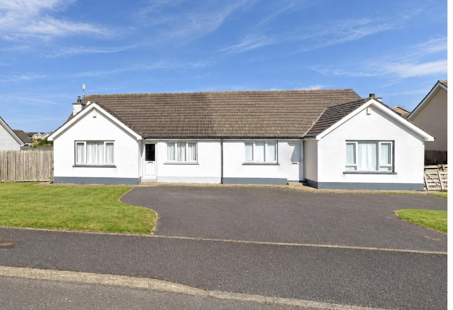 5 Armada Cottages 1 of 21